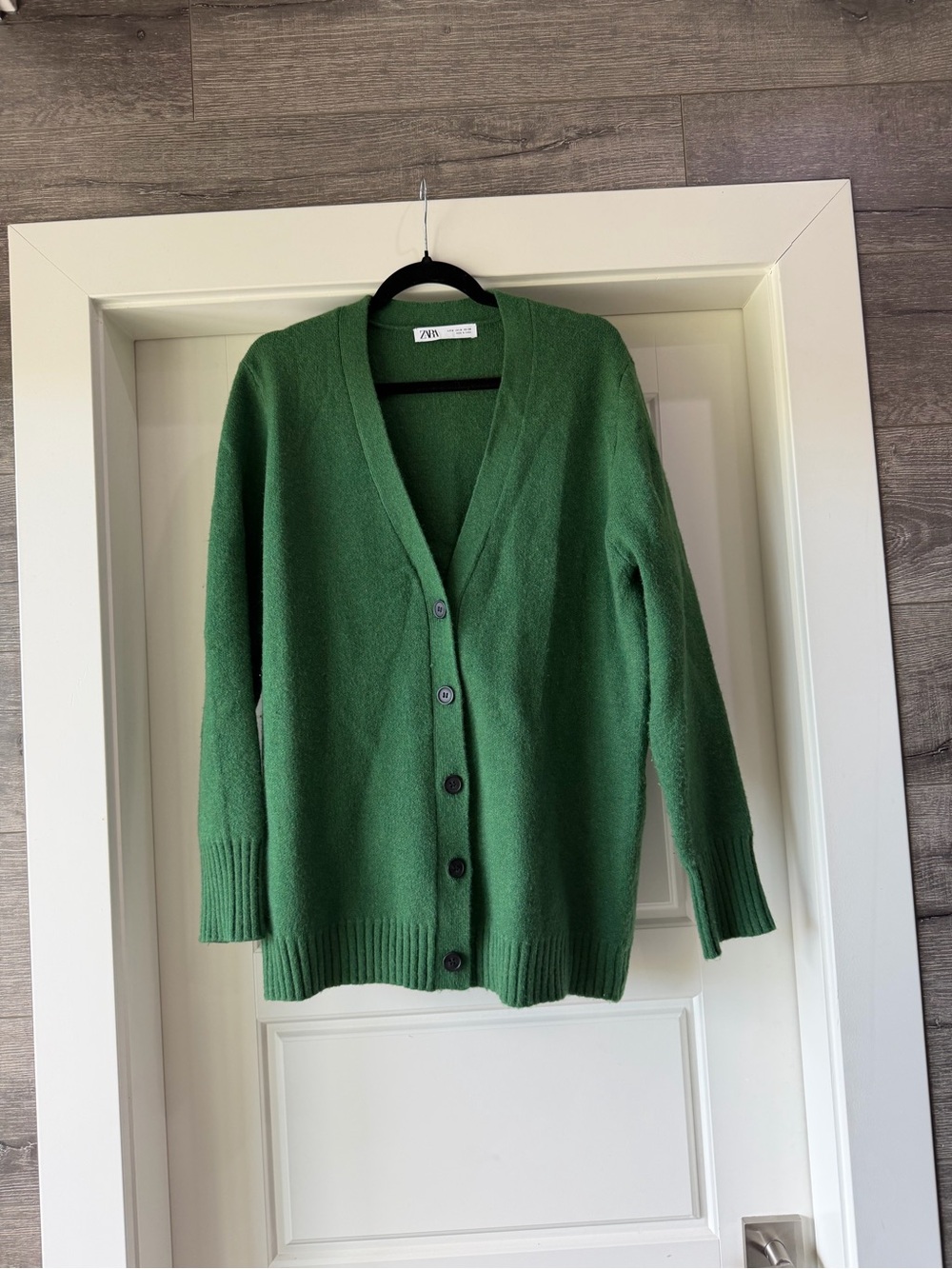 Zara Emerald Green V-Neck Button-Up Cardigan